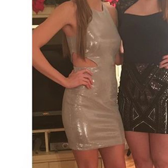 Express silver shimmer mini dress - Picture 2 of 6